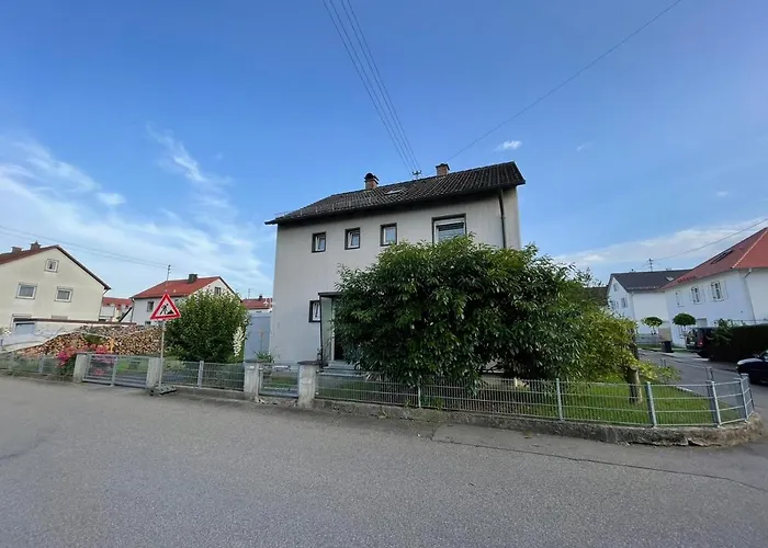 Guntia Apartment Mit Grossem Garten