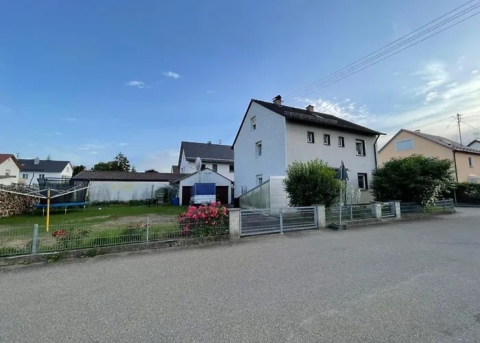 Guntia Apartment Mit Grossem Garten